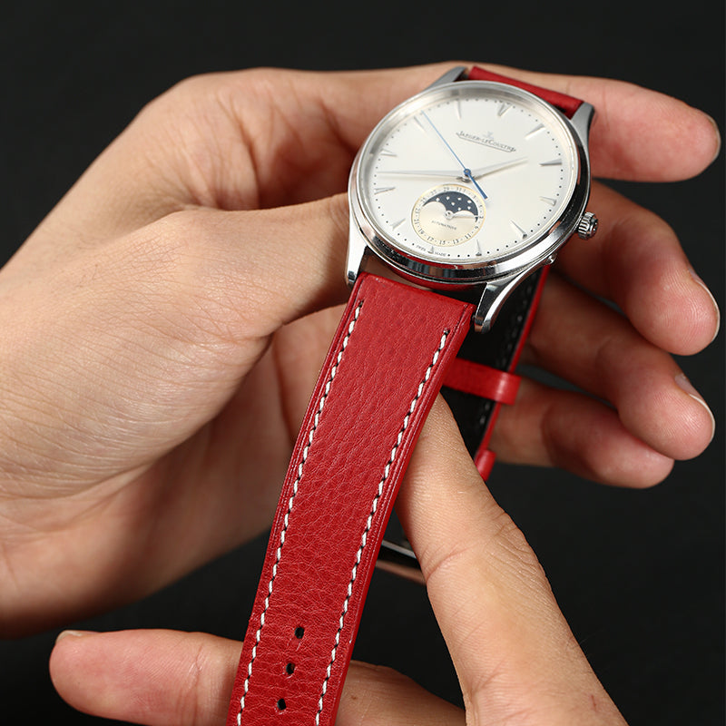 Red Off-Road Vehicle Minerva Box Strap